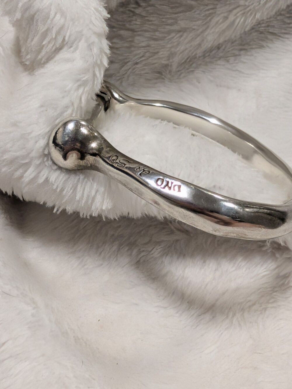 UNO de 50 Silver-toned   Shackle Bangle Bracelet  Heavy  Cuff